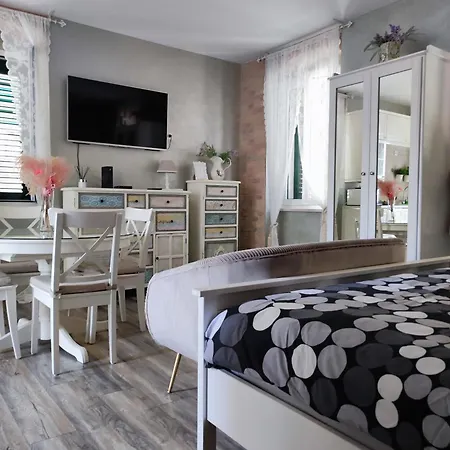 Boutique In The Old Town Split