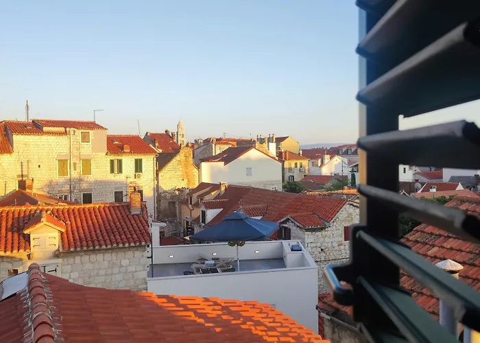 Boutique In The Old Town *